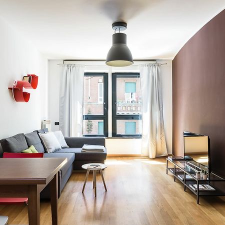 Homeathotel - Naviglio Pavese Milan Bagian luar foto