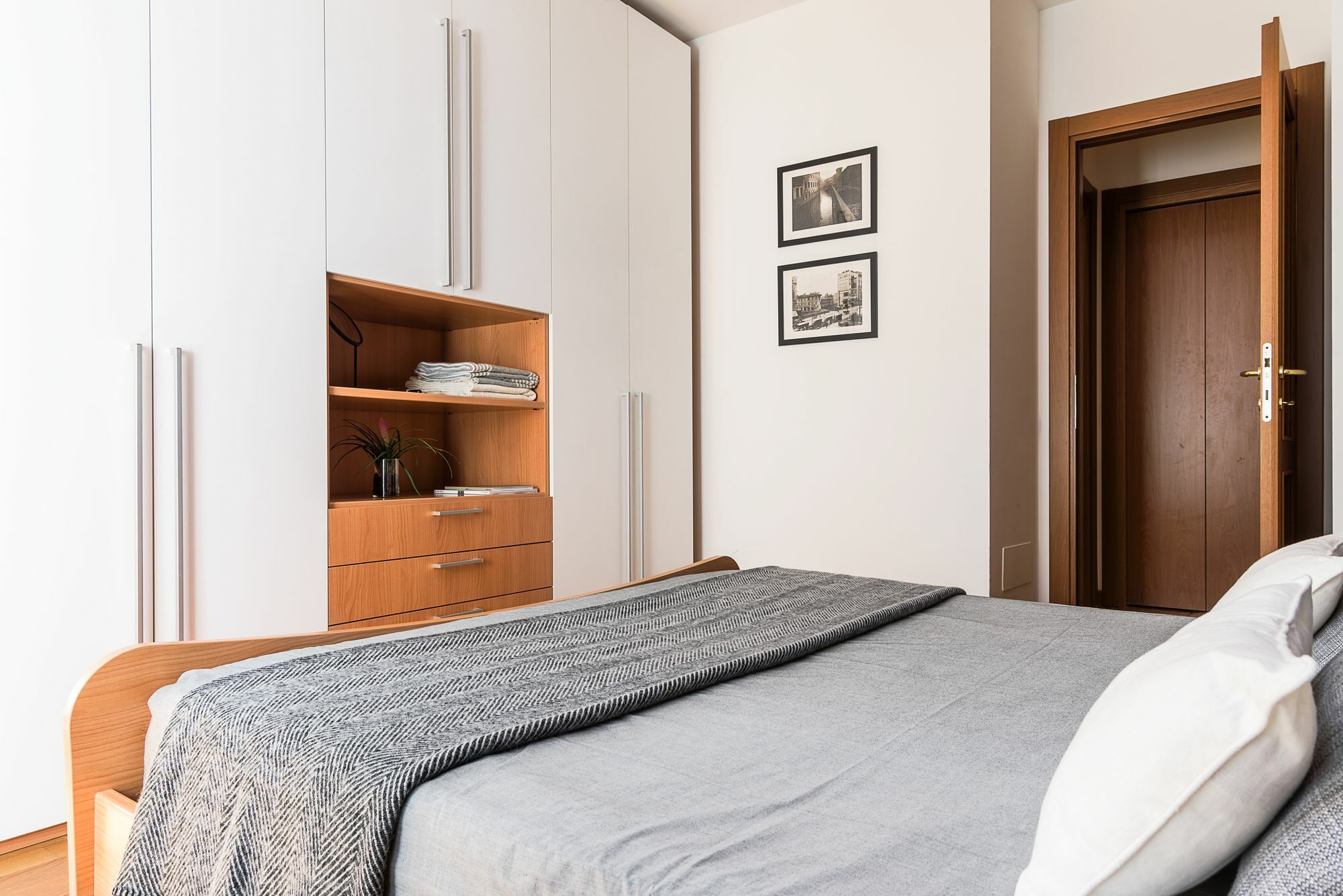Homeathotel - Naviglio Pavese Milan Bagian luar foto