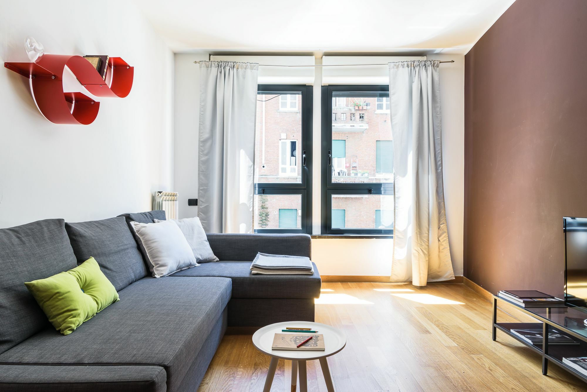 Homeathotel - Naviglio Pavese Milan Bagian luar foto
